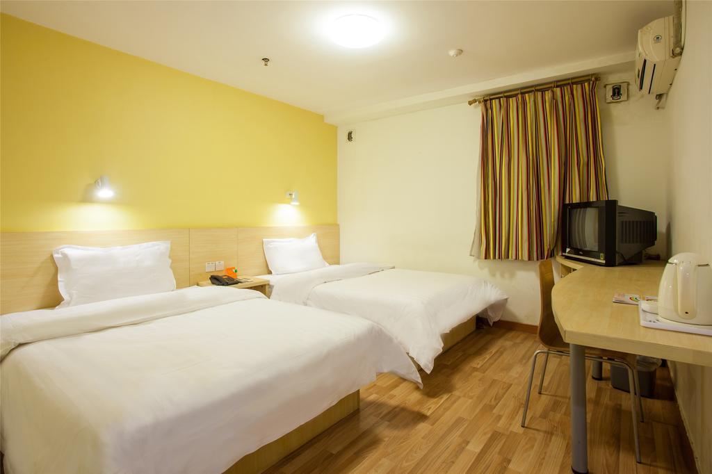 7Days Inn Guangzhou Nonglinxia Road Ouzhuang Subway Station Extérieur photo